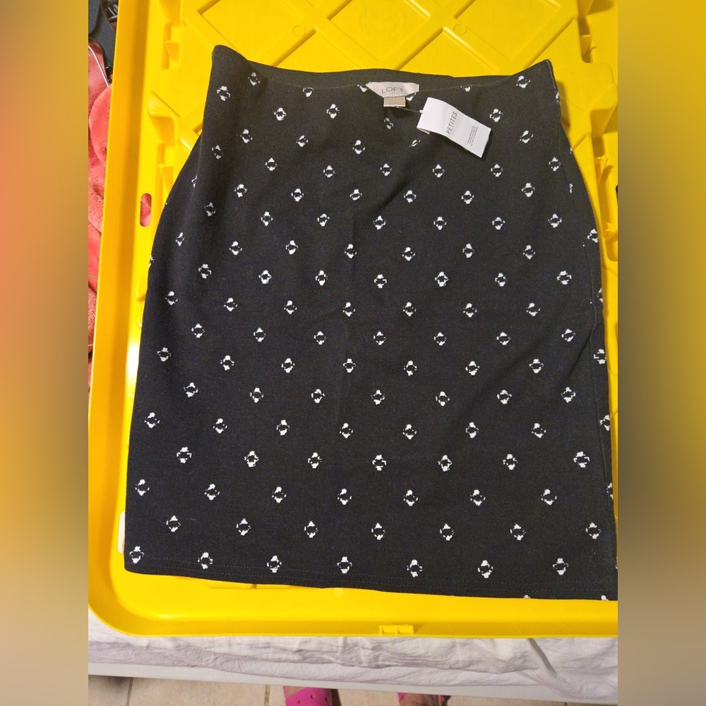 LOFT Monochrome Patterned Skirt